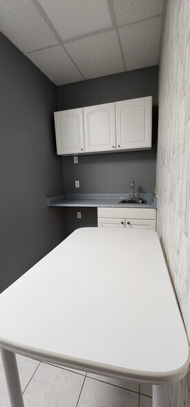 More Photos Of 2825-2885 Lauzon Pky, Windsor General Retail For Lease