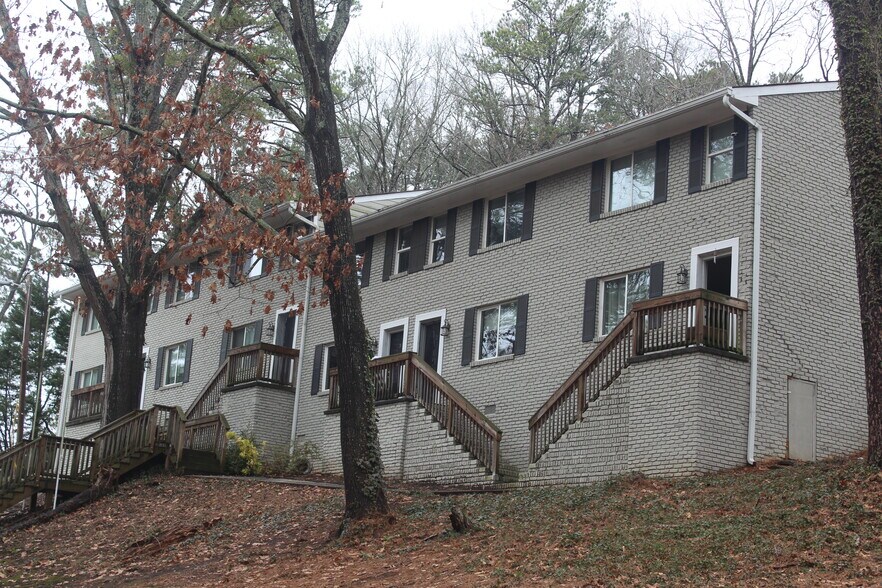 More Photos Of 2451 Peachwood Cir NE, Atlanta Apartments For Sale