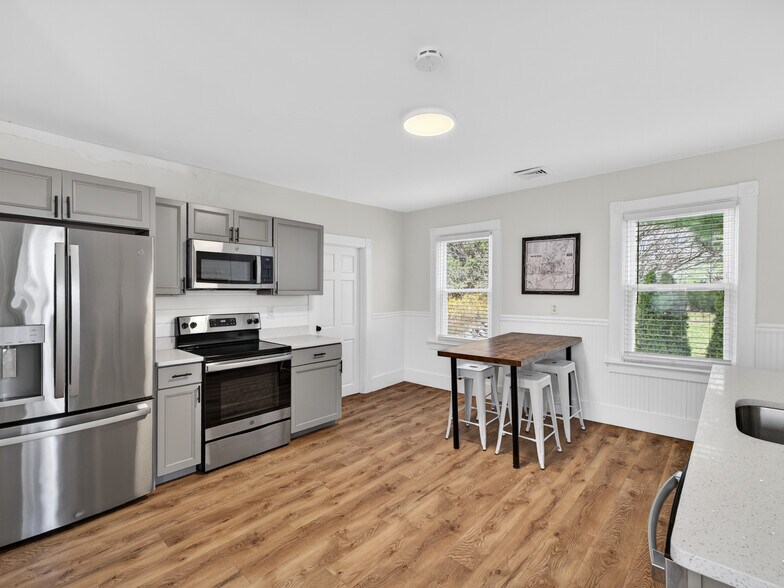 More Photos Of 9 School St St, Mystic Apartments For Sale
