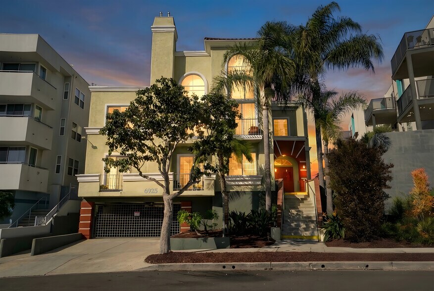 Primary Photo Of 6925 Kittyhawk Ave, Los Angeles Apartments For Sale