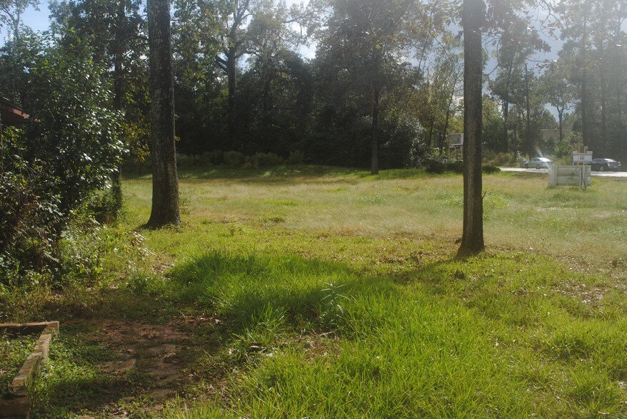 More Photos Of 25150 Gosling Rd, Spring Land For Lease