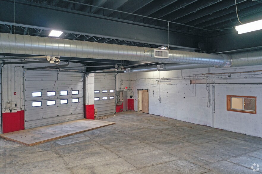 More Photos Of 55-57 Washington Ave, Nutley Service For Sale