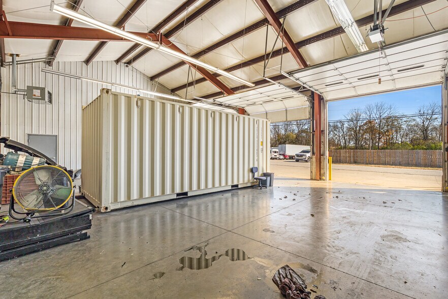 More Photos Of 260 Old Nicholson Rd, Walton Warehouse For Sale