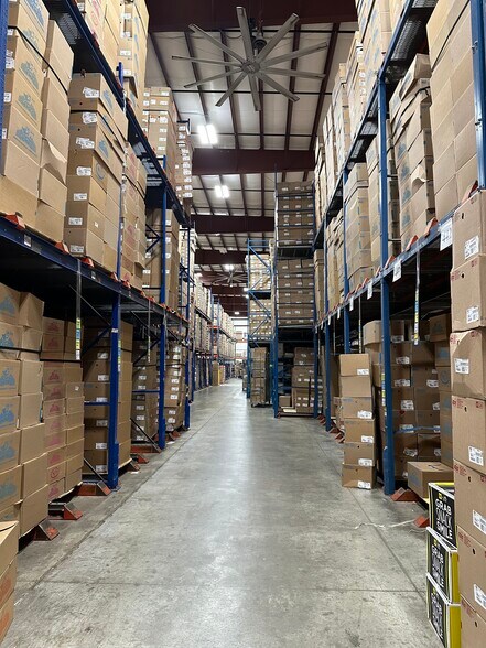 More Photos Of 2350-2400 Northridge Dr, Kaukauna Manufacturing For Sale