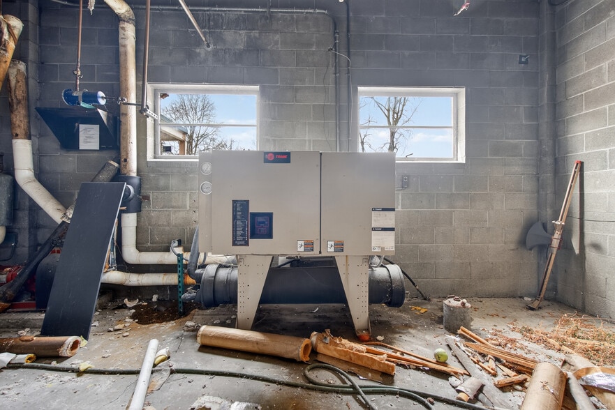 More Photos Of 1002 E South St, Jackson Lodge Meeting Hall For Sale