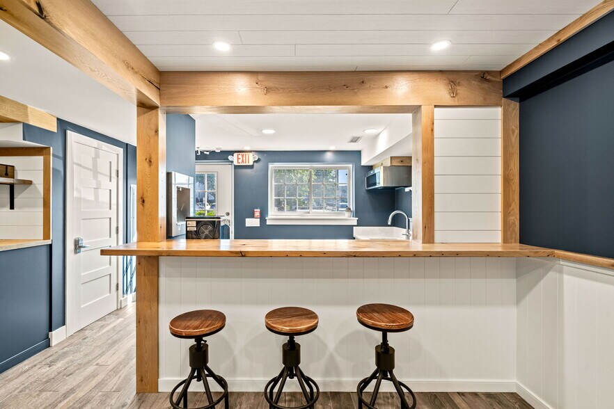 More Photos Of 1 Merrimac St, Newburyport Apartments For Lease