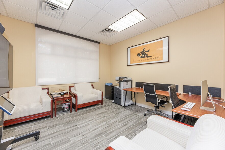 More Photos Of 4634 Riverstone Blvd, Missouri City Medical For Sale