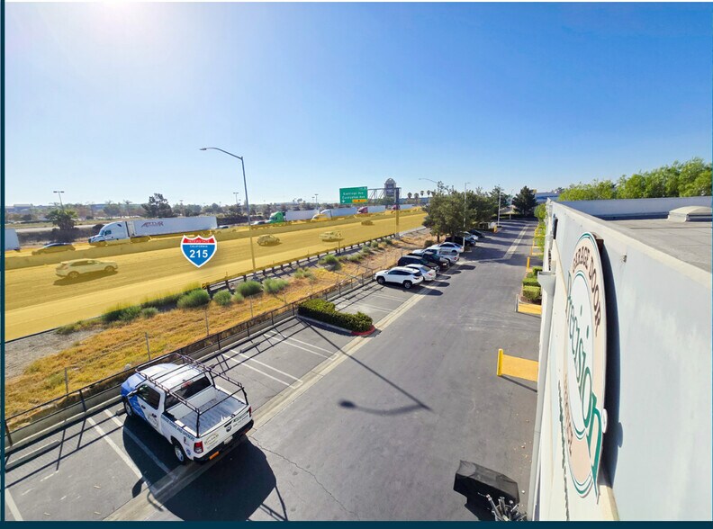 More Photos Of 6236 River Crest Dr, Riverside Light Distribution For Lease