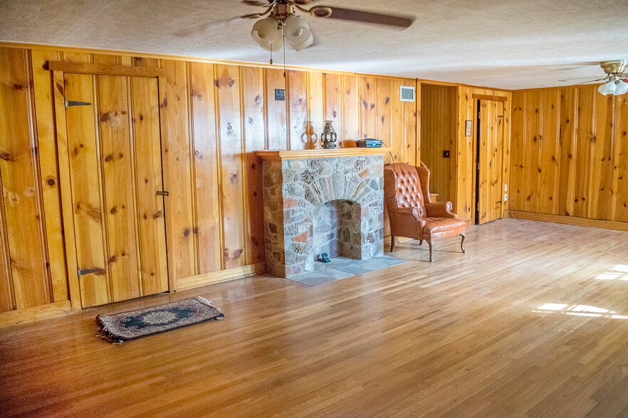 More Photos Of 3409 19th St, Lubbock Medical For Lease