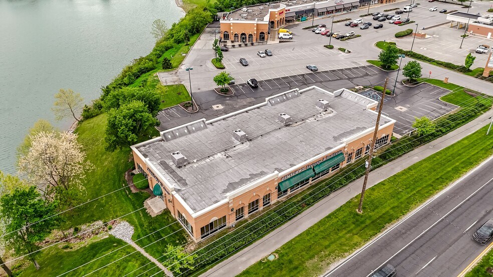 More Photos Of 4929 E 96th St, Indianapolis Office For Sale