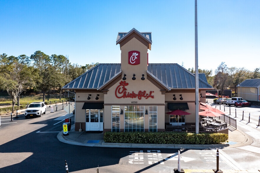 More Photos Of 6070 W Irlo Bronson Memorial Hwy, Kissimmee Unknown For Lease