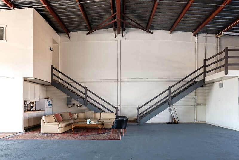 More Photos Of 305 Kenney St, El Cajon Airplane Hangar For Sale