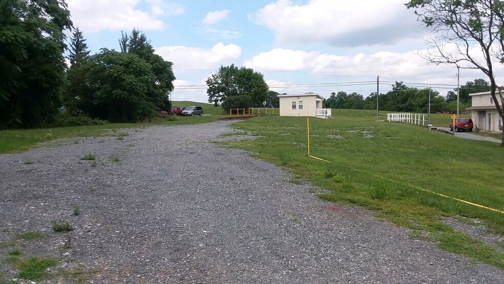 More Photos Of 6655 Middleburg Rd, Keymar Truck Terminal For Lease