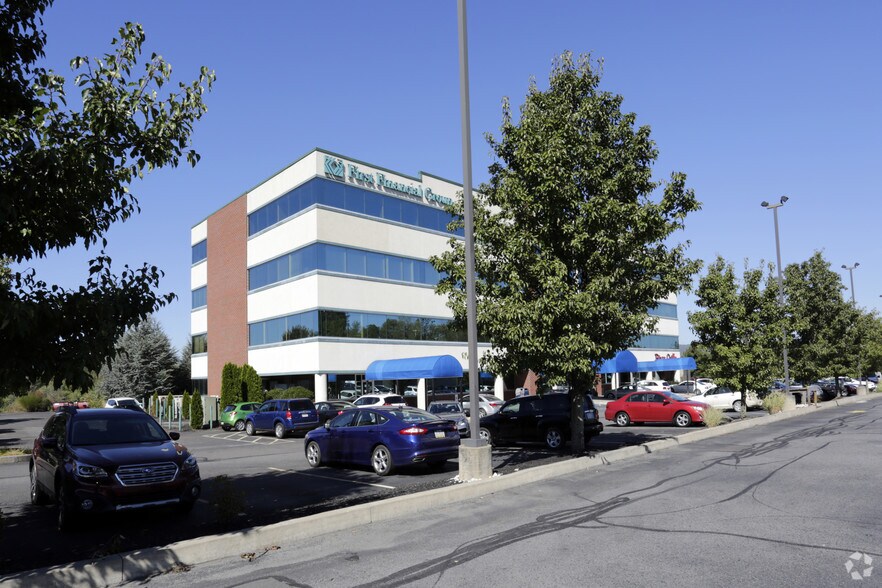 More Photos Of 670 S River St, Plains Medical For Lease