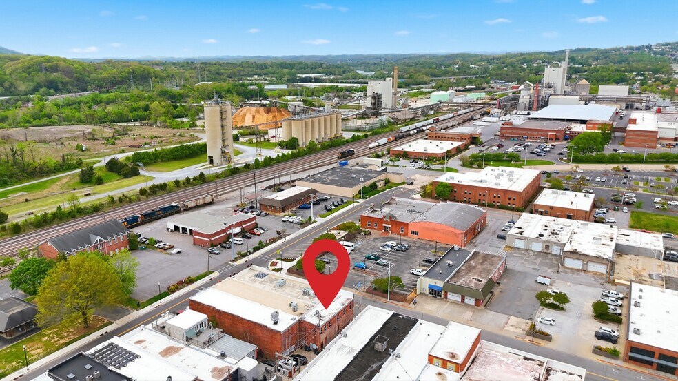More Photos Of 109 Shelby St, Kingsport Storefront For Lease