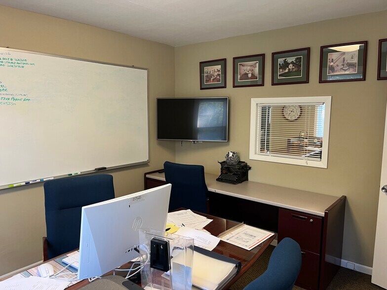 More Photos Of 4715 Lincolnway East, Mishawaka Office For Sale