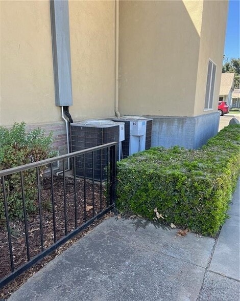 More Photos Of 607 Trinity Ave, Chowchilla Religious Facility For Sale