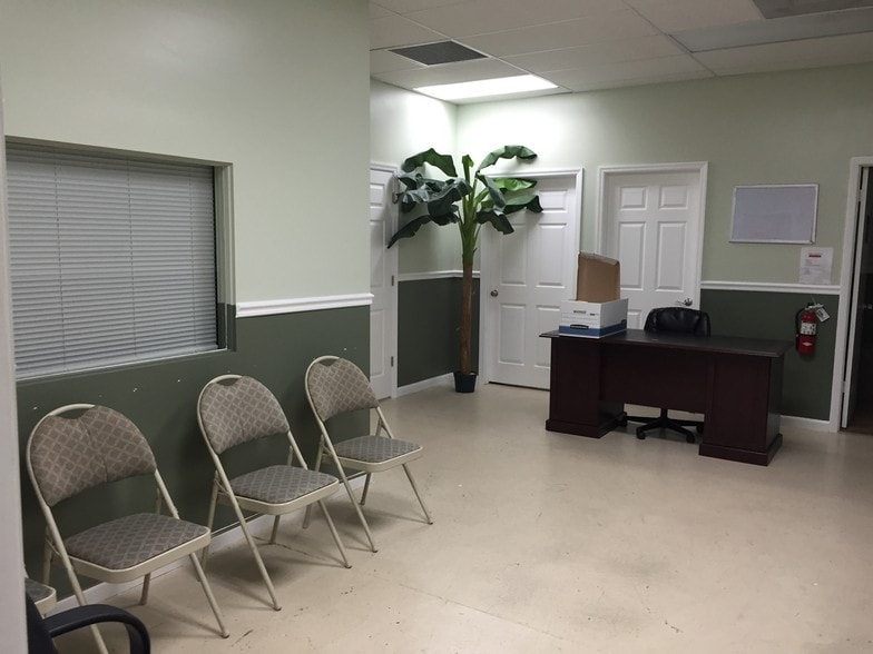 More Photos Of 6960-6970 Heritage Dr, Port Saint Lucie Office Residential For Sale