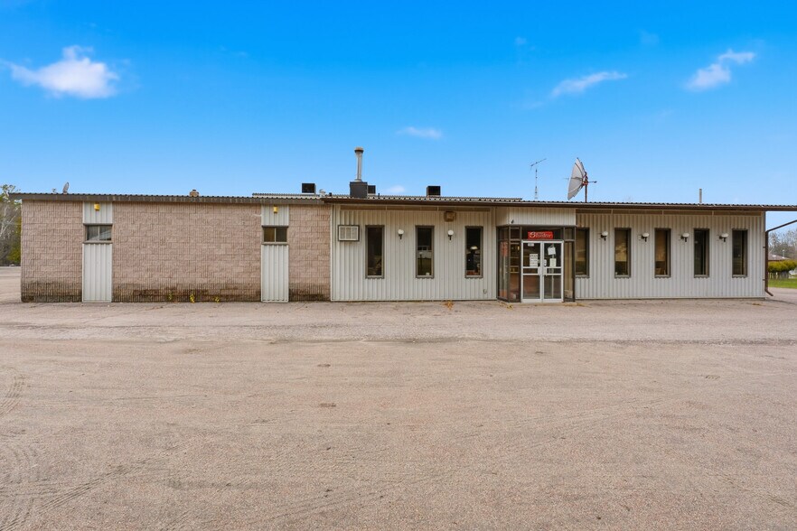 More Photos Of 501 Route 148, Campbell's Bay General Retail For Sale