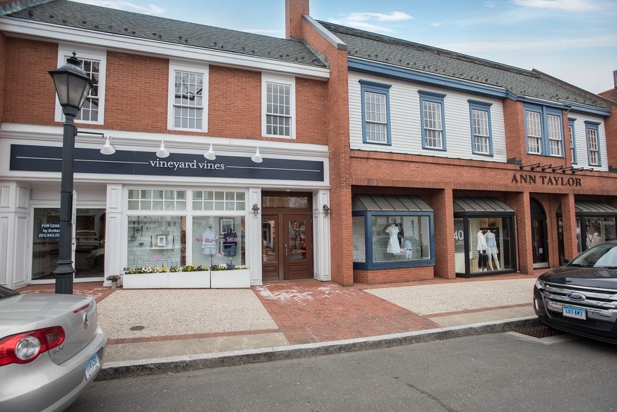 More Photos Of 59-67 Elm St, New Canaan Storefront For Lease