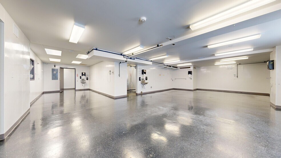 More Photos Of 1105 Constitution Dr, Trinidad Food Processing For Lease
