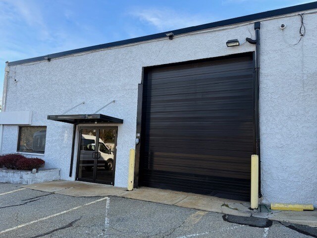 More Photos Of 47 Maple Ave, Flemington Light Manufacturing For Lease