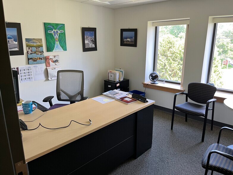 More Photos Of 784 Hercules Dr, Colchester Distribution For Lease