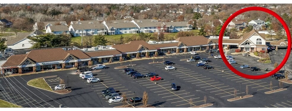 More Photos Of 16415 Village Plaza View Dr, Wildwood General Retail For Lease