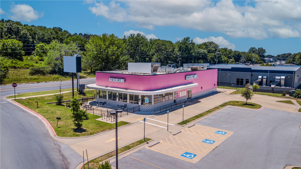 Primary Photo Of 4280 W Martin Luther King Blvd, Fayetteville Restaurant For Sale