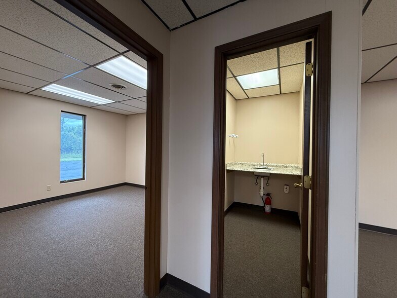 More Photos Of 51 N America Dr, West Seneca Office For Lease