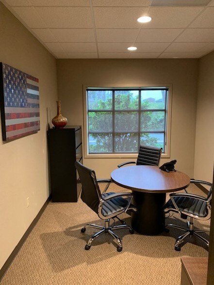 More Photos Of 3710 Grandview St, Gig Harbor Office For Sale