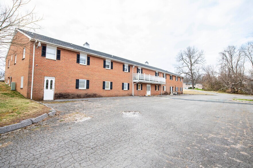 More Photos Of 715 S Shamrock Rd, Bel Air Office Residential For Sale