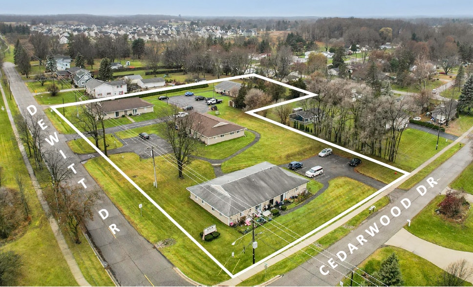 Primary Photo Of 700-710 S Dewitt Dr, Dewitt Apartments For Sale