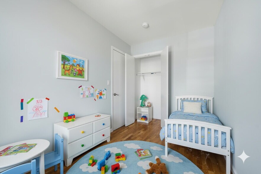 More Photos Of 576 E 169th St, Bronx Storefront Retail Residential For Sale