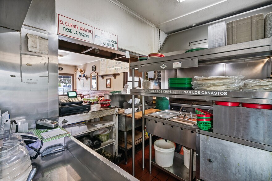 More Photos Of 231 Lux Ave, South San Francisco Storefront Retail Residential For Sale