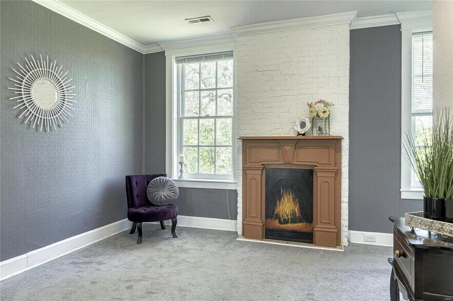 More Photos Of 11475 Lilac Ave, Saint Louis Specialty For Sale