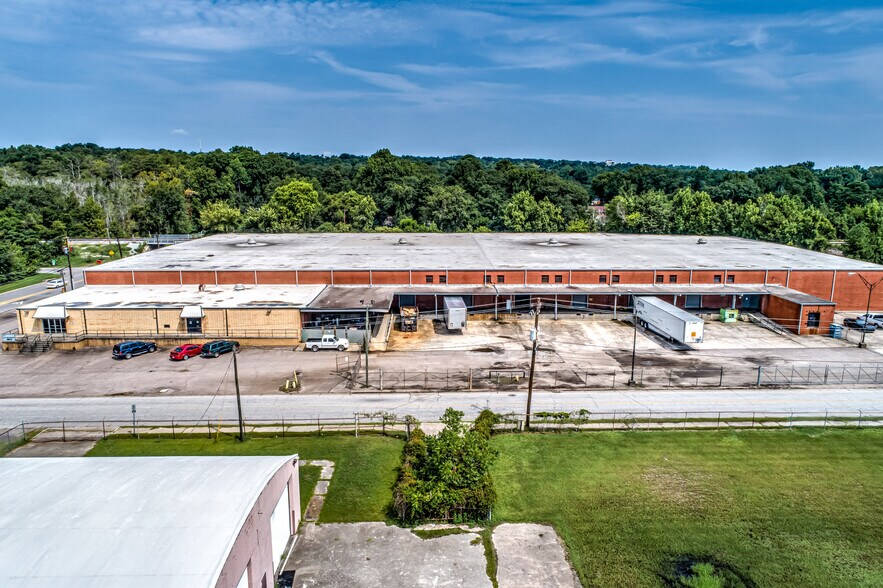 More Photos Of 1634 Olive Rd, Augusta Distribution For Sale