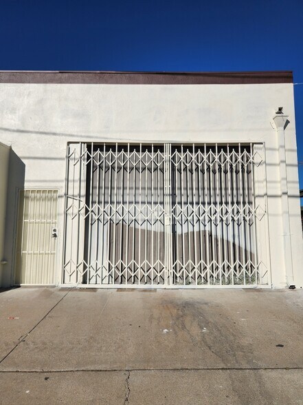 More Photos Of 1451 W 135th St, Gardena Warehouse For Lease