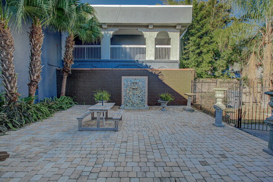 More Photos Of 3 Sebastian Ave, Saint Augustine Freestanding For Lease