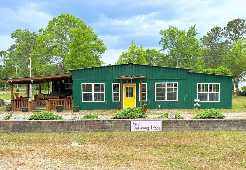 More Photos Of 1367 Freedom Ln, Metter Sports And Entertainment For Lease