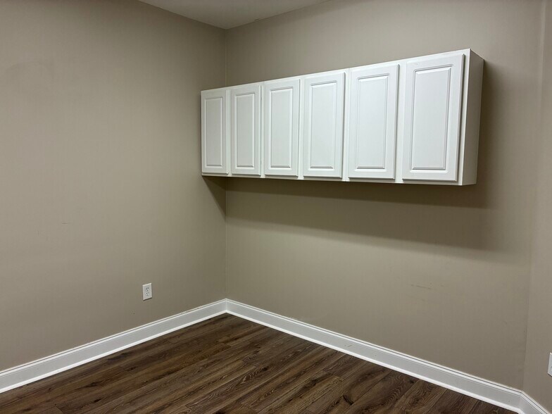 More Photos Of 965 Piedmont Rd NE, Marietta Office For Lease