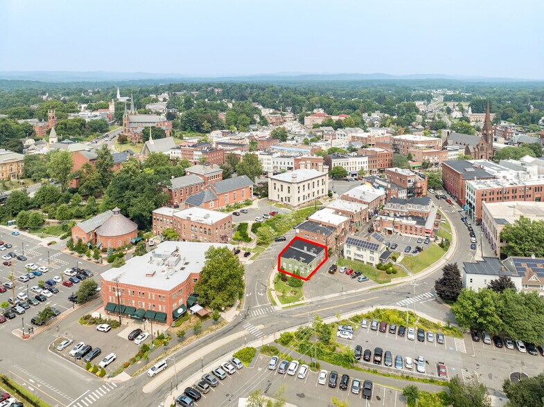 More Photos Of 30 Crafts Ave, Northampton Storefront For Lease