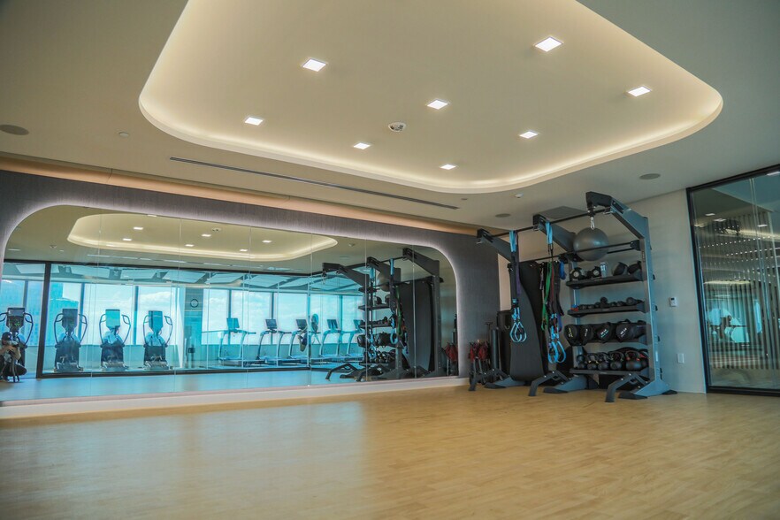 More Photos Of 2929 Arch St, Philadelphia Office For Lease