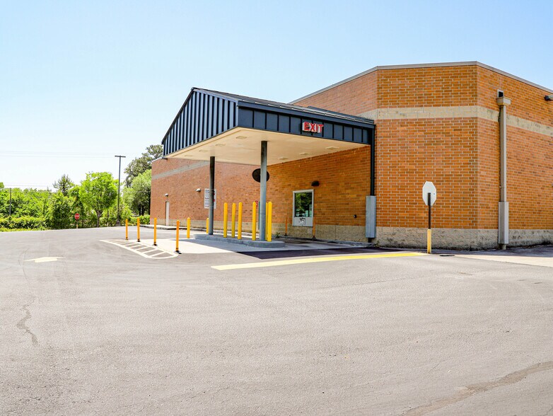 More Photos Of 1537 Charleston Hwy, West Columbia Drugstore For Lease