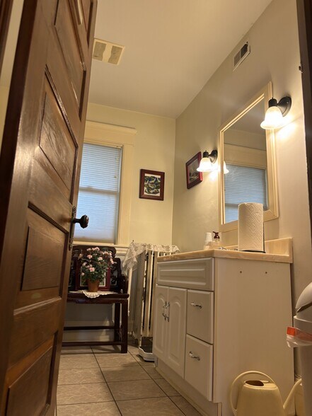 More Photos Of 1033 Grand Ave, Saint Paul Health Club For Sale
