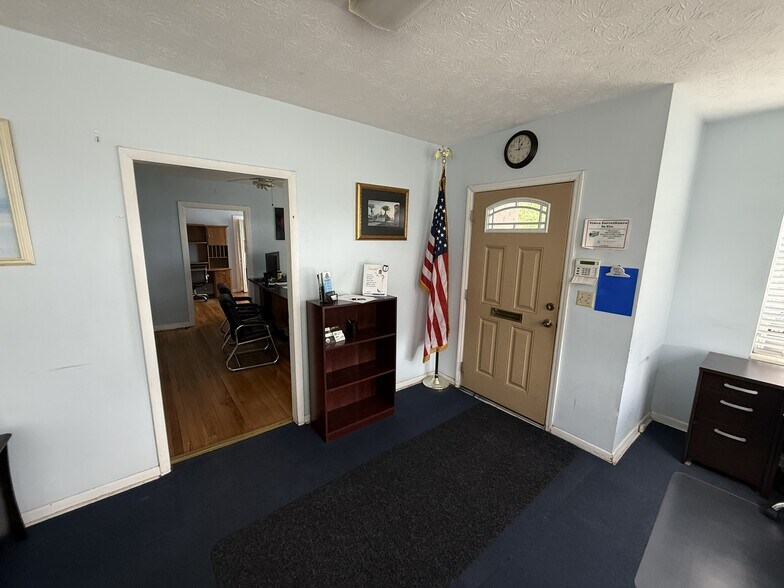 More Photos Of 1 Spencer St, Saint Augustine Office For Lease