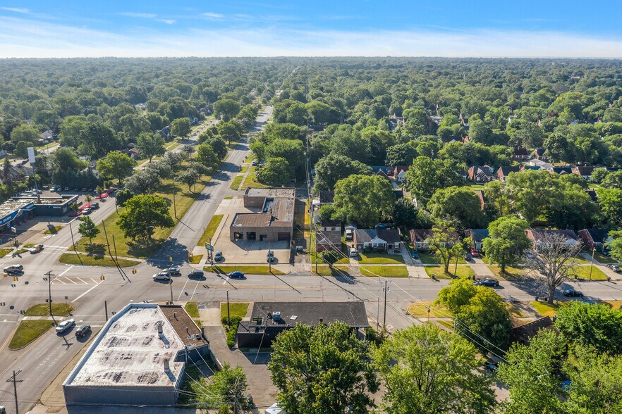 More Photos Of 18901 Kelly Rd, Detroit Bank For Sale