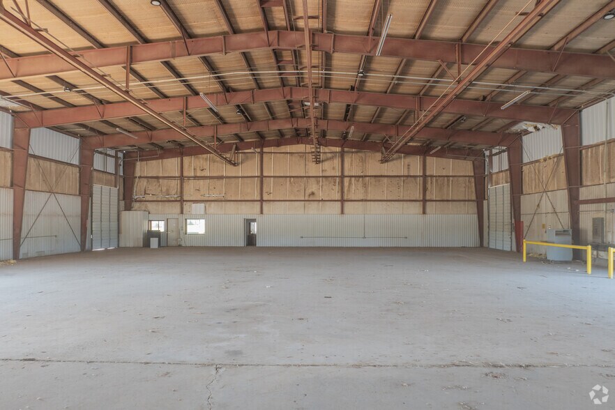 More Photos Of 705 Industrial Loop, Breckenridge Manufacturing For Lease