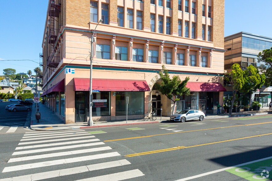 More Photos Of 3001-3013 Main St, Santa Monica Apartments For Lease
