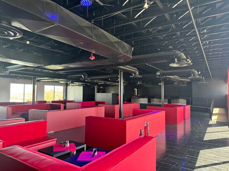 More Photos Of 1405 E Sunset Rd, Las Vegas Restaurant For Lease